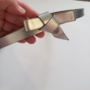 Silver bow belt